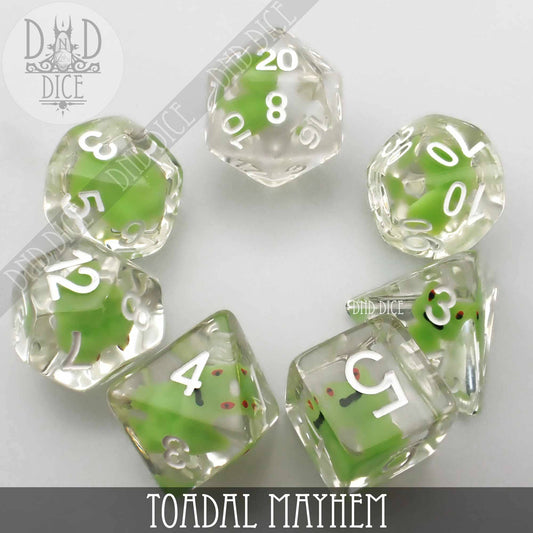 Toadal Mayhem 7-piece clear resin dice set containing tiny green frogs inside each die.