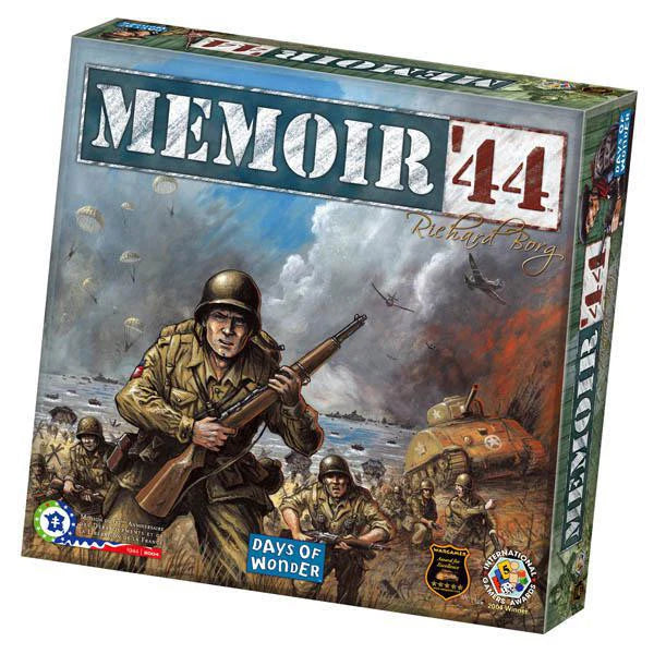 Memoir 44 board game box featuring WWII soldiers, planes, and explosions on a beach.