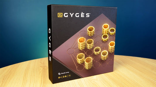 Gygѐs game box.