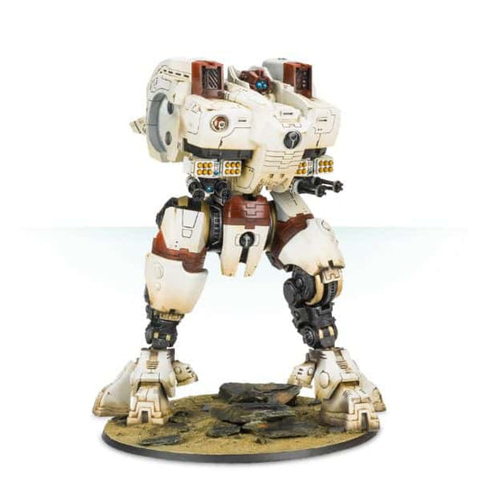 KX139 Taunar Supremacy Armor Body Expert Kit, white and brown, on 160mm base with rocky desert terrain.