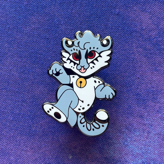 BG3 Cat Companion Pin showing a blue cartoon leopard with red eyes and a gold keyhole.